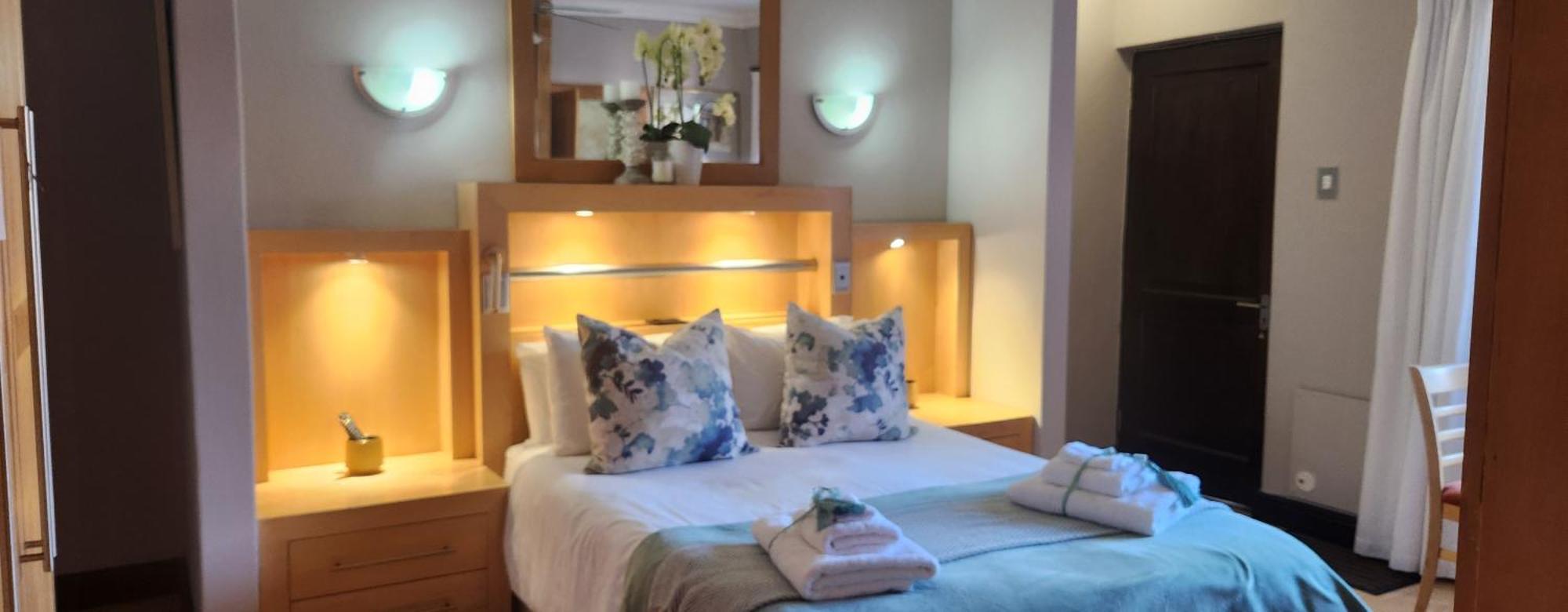 The Wooden Leg Guesthouse Kleinmond Eksteriør billede
