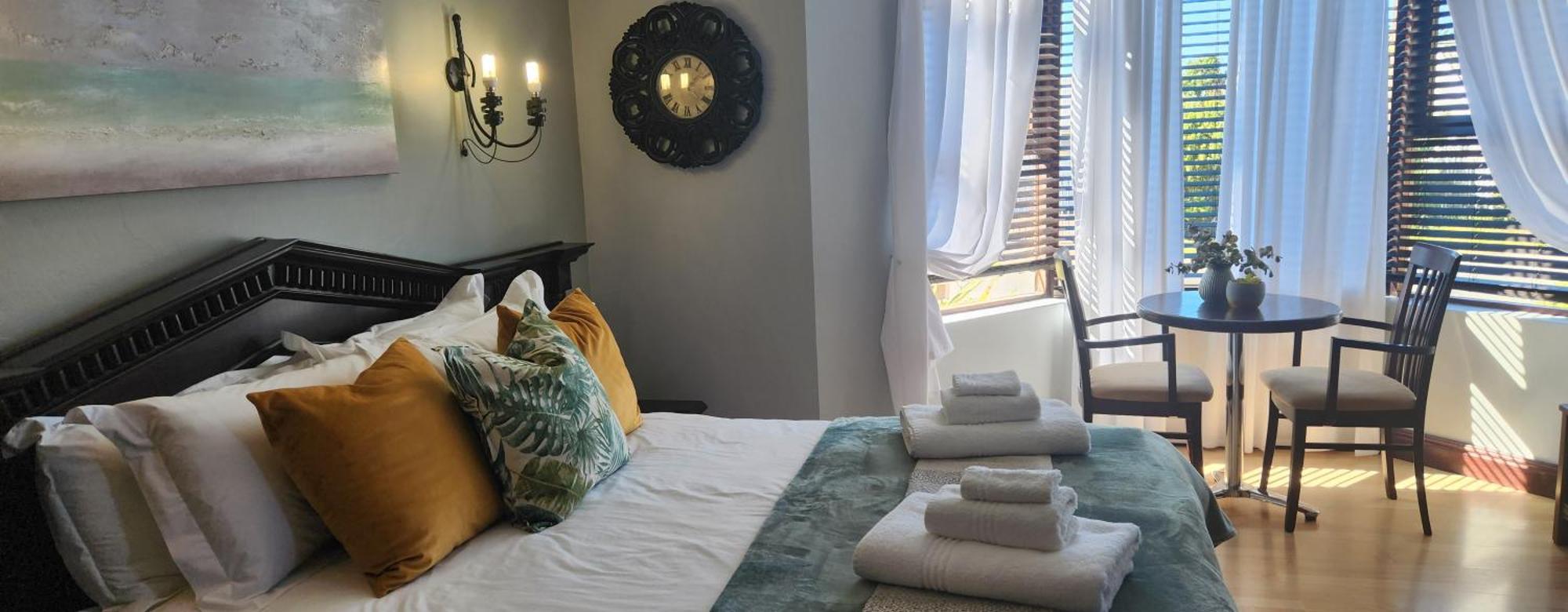 The Wooden Leg Guesthouse Kleinmond Eksteriør billede